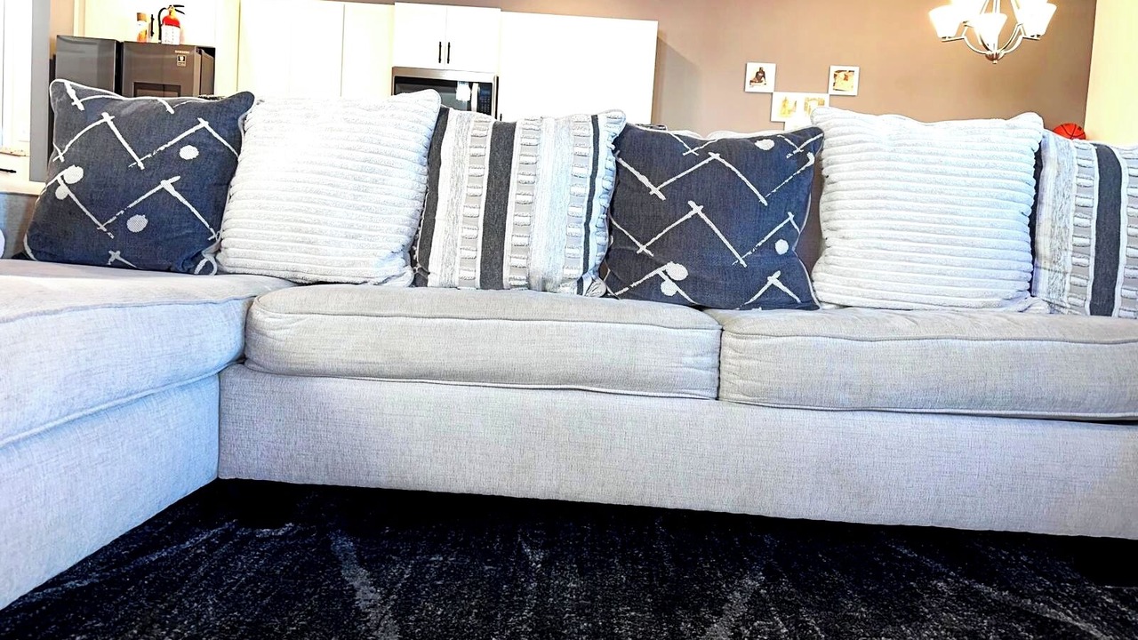 Photo of Livingroom in Southeast Raleigh