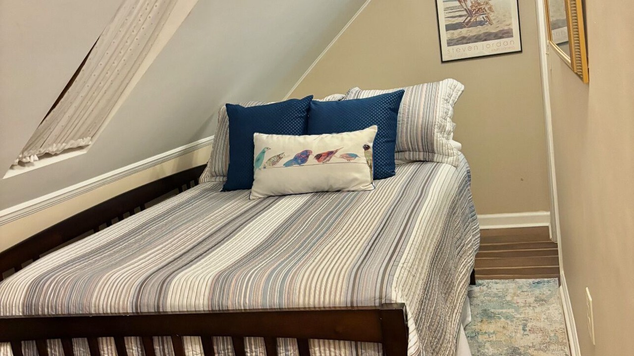 Photo of Bedroom in Summerville