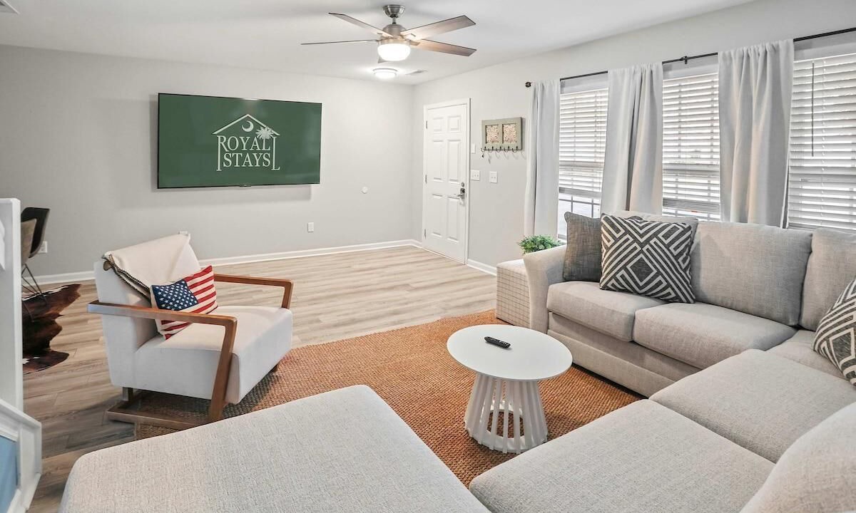 Photo of Livingroom in Charleston