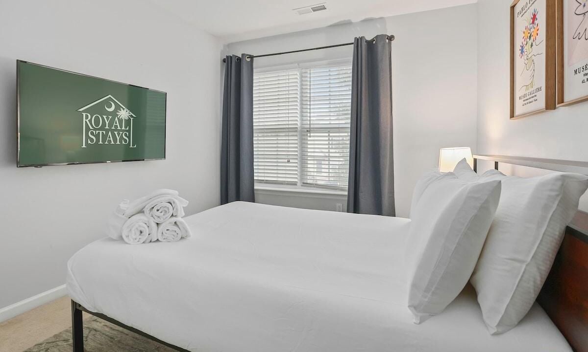 Photo of Bedroom in Charleston