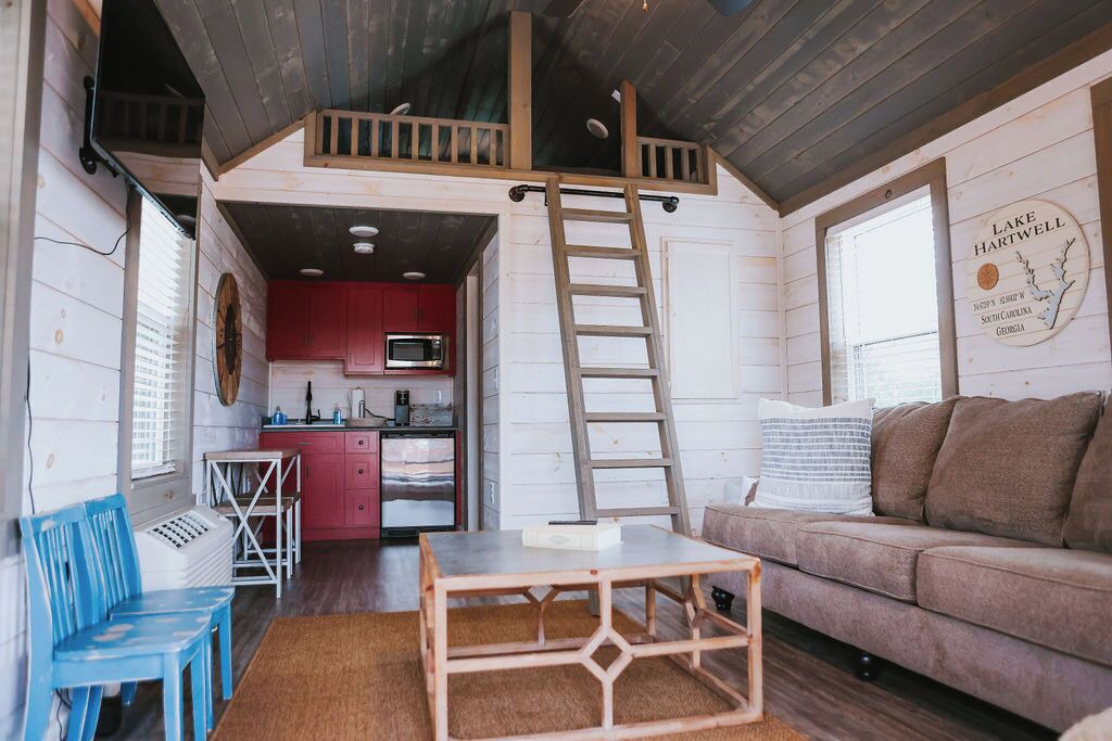 Photo of Livingroom in Dewy Rose