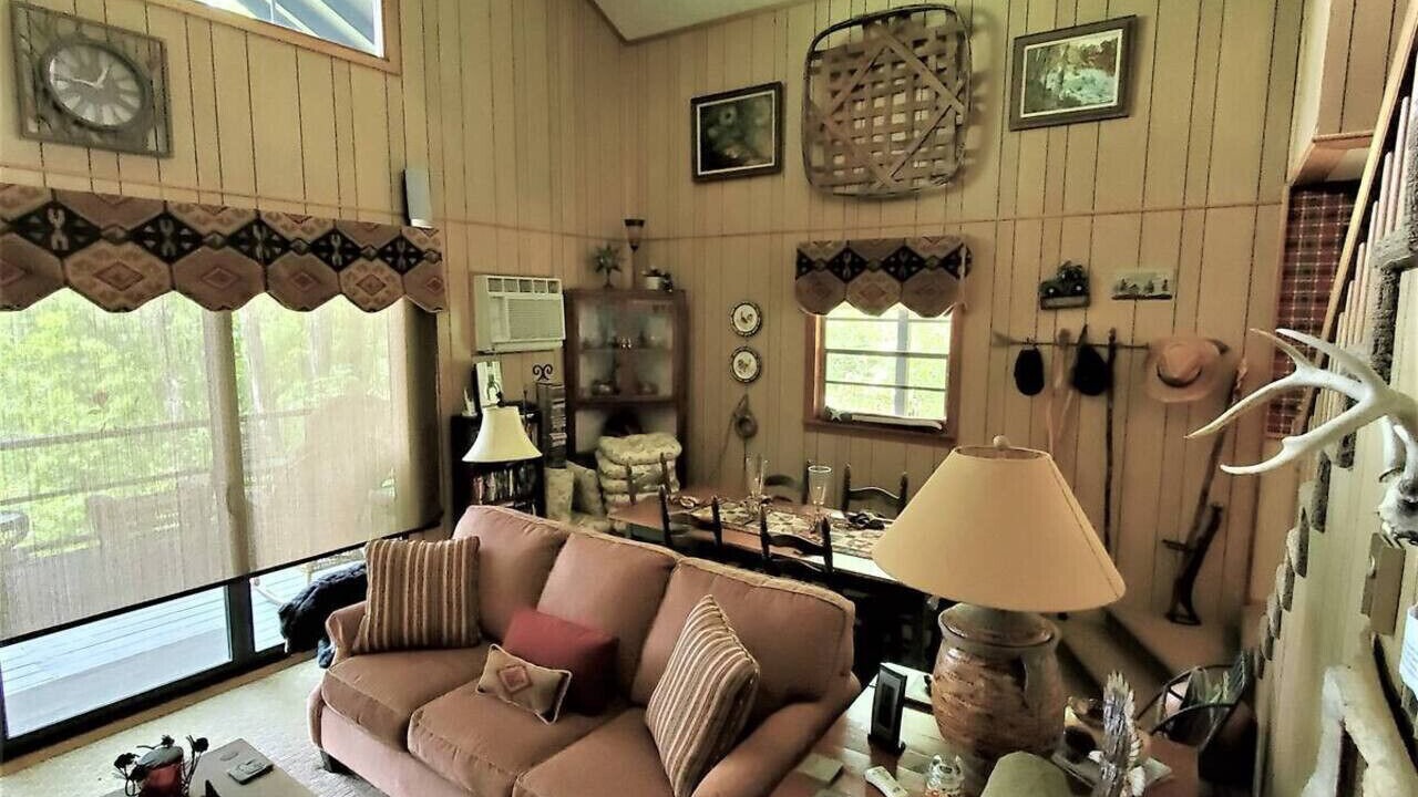Photo of Livingroom in Franklin