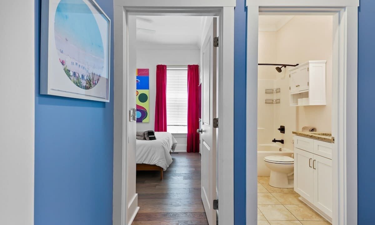 Photo of Bathroom in Dixon Park