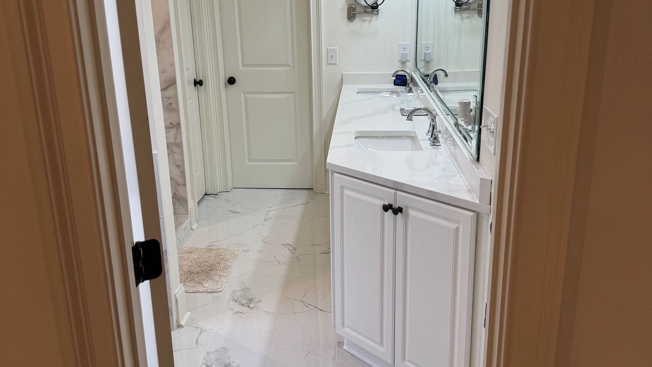 Photo of Bathroom in Riverwood Plantation