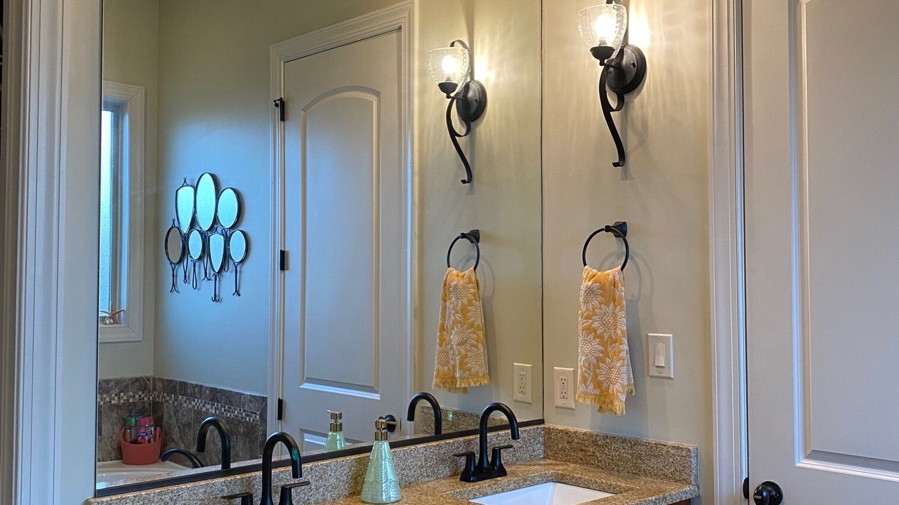 Photo of Bathroom in Riverwood Plantation