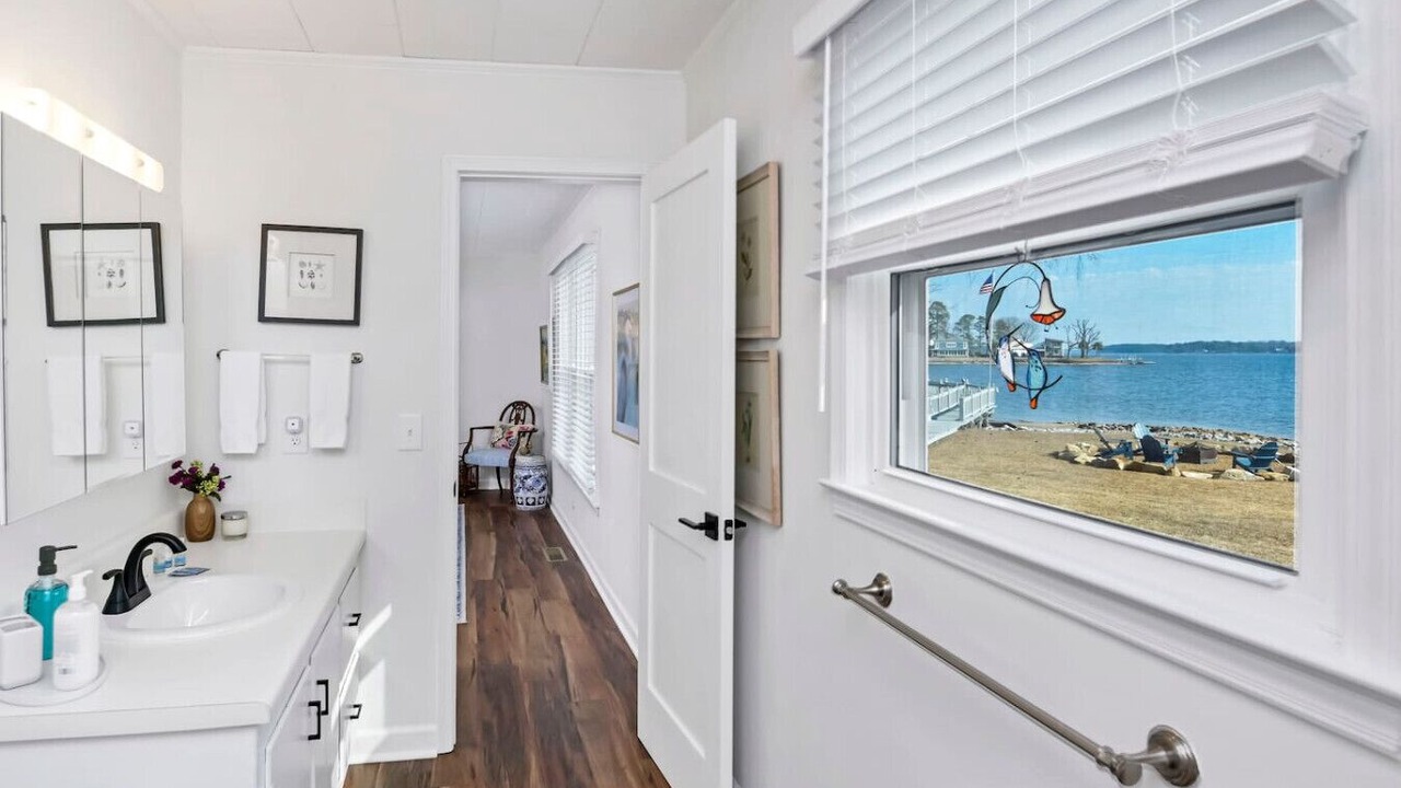 Photo of Bathroom in Prosperity