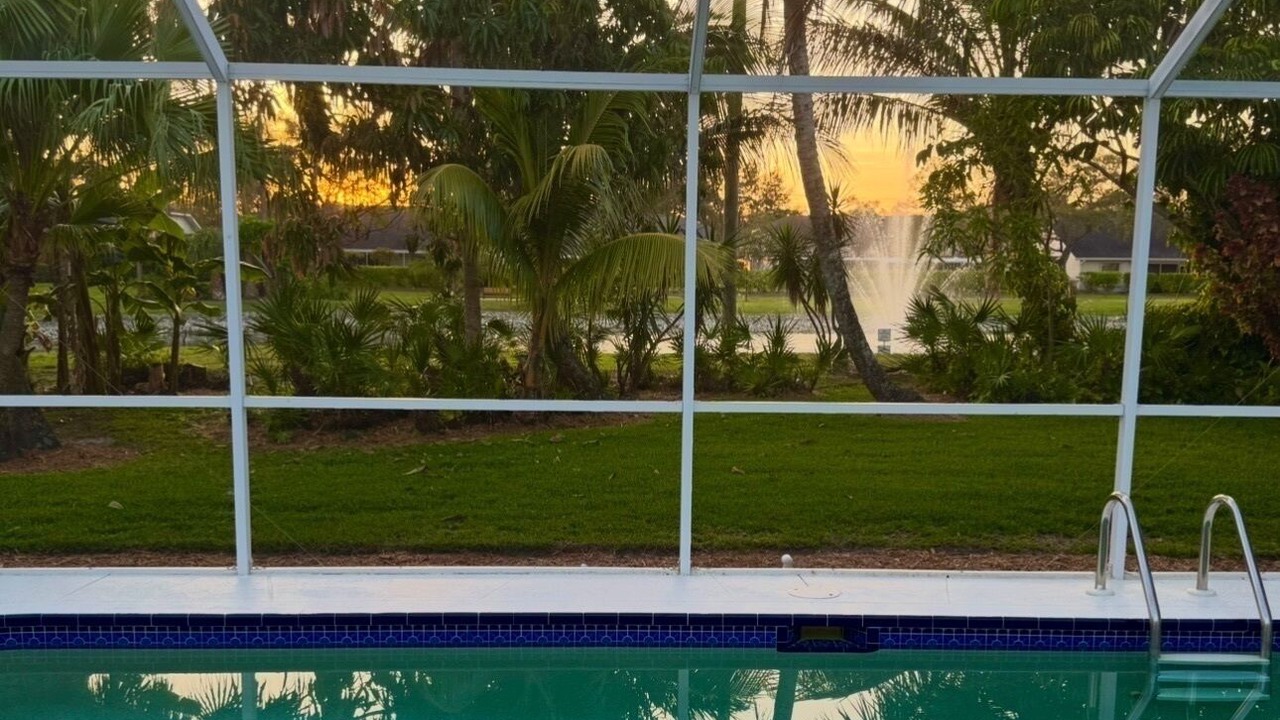 Photo of Outdoor in Crown Pointe