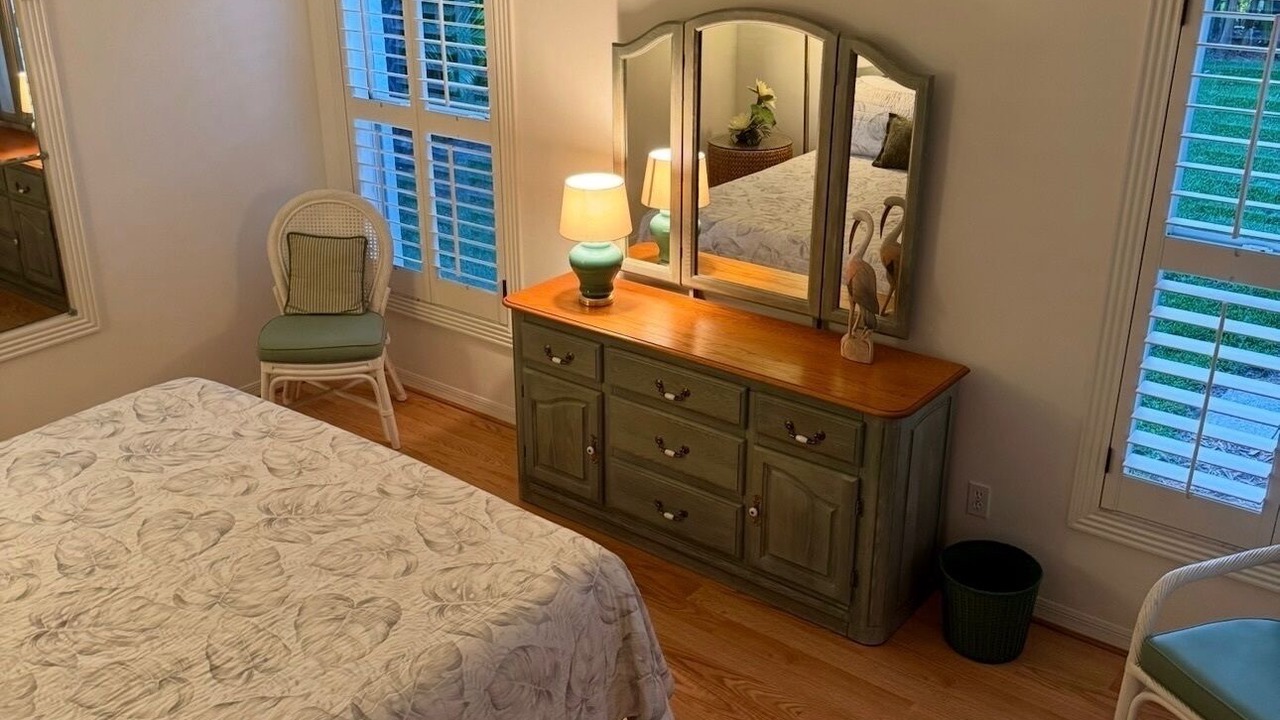Photo of Bedroom in Crown Pointe