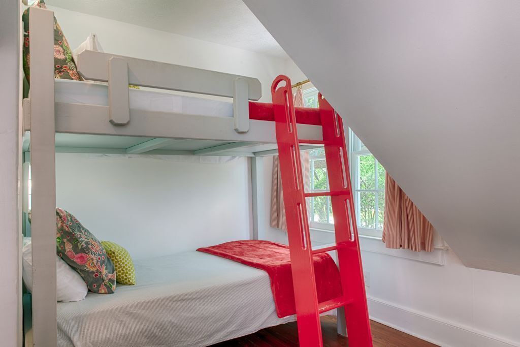 Photo of Bedroom in Tybee Island