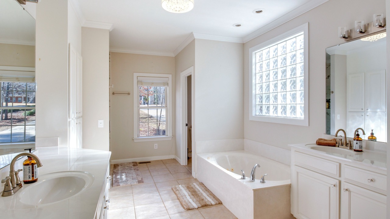 Photo of Bathroom in Blythewood