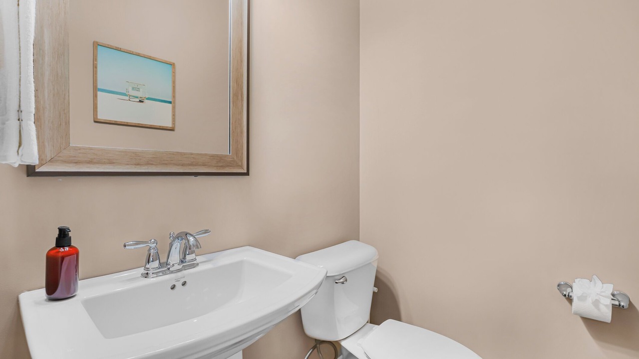 Photo of Bathroom in Folly Field