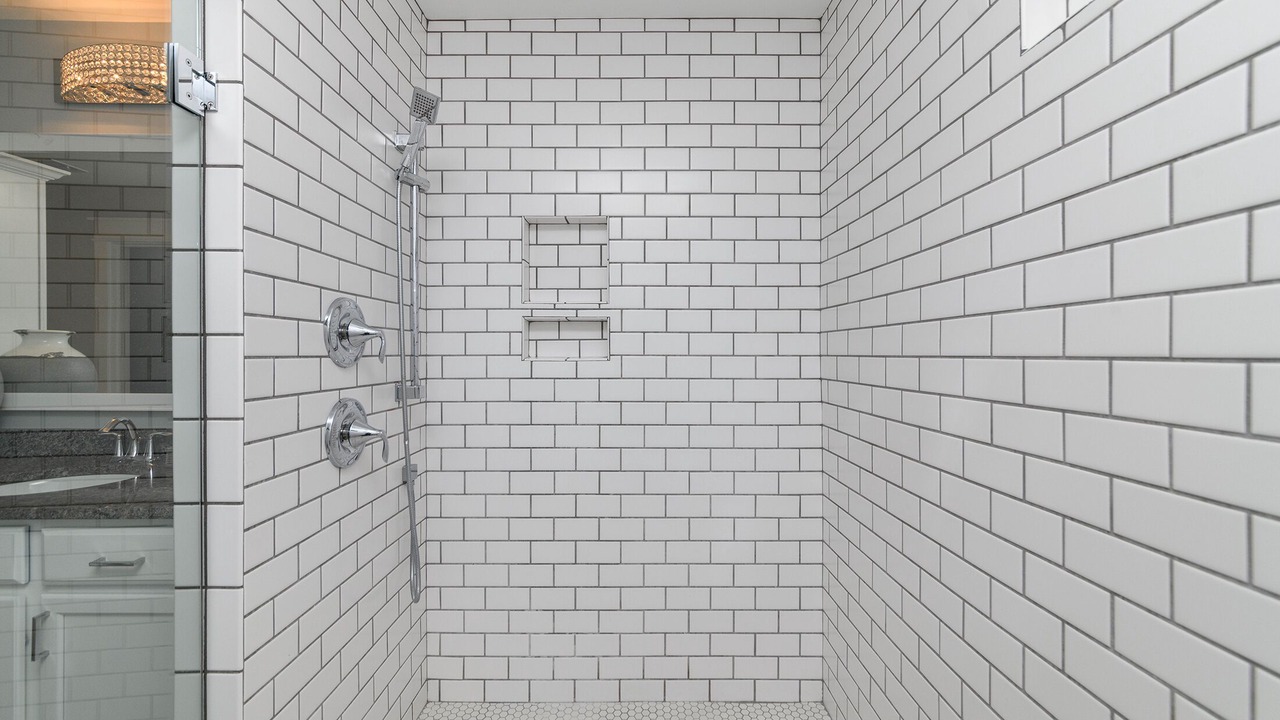 Photo of Bathroom in Folly Field