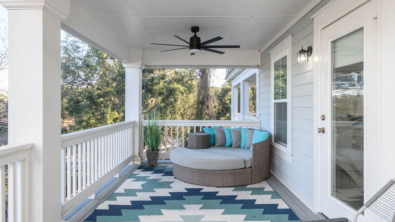 Photo of Patio Balcony in Folly Field
