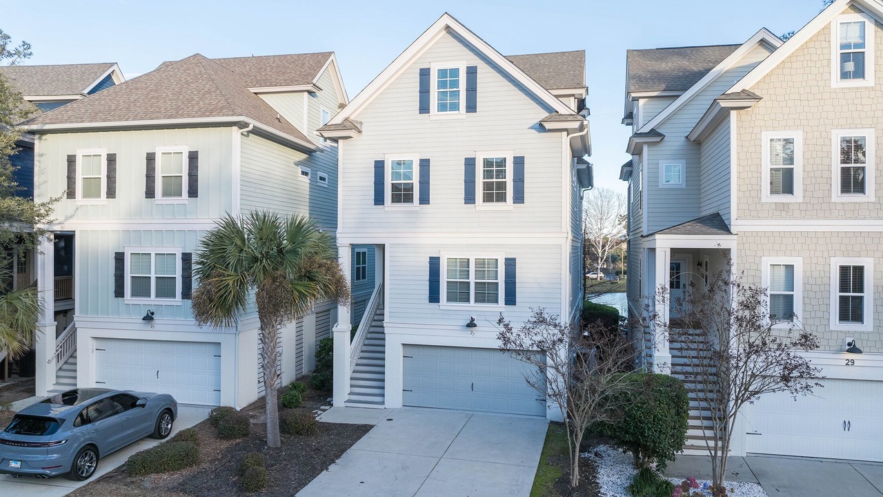 Photo of Outdoor in Folly Field
