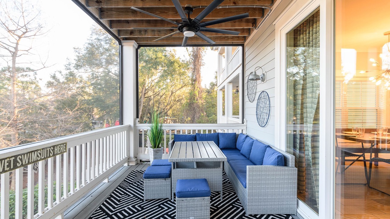Photo of Outdoor in Folly Field