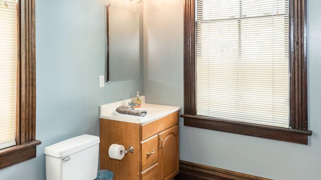 Photo of Bathroom in Savannah Victorian District
