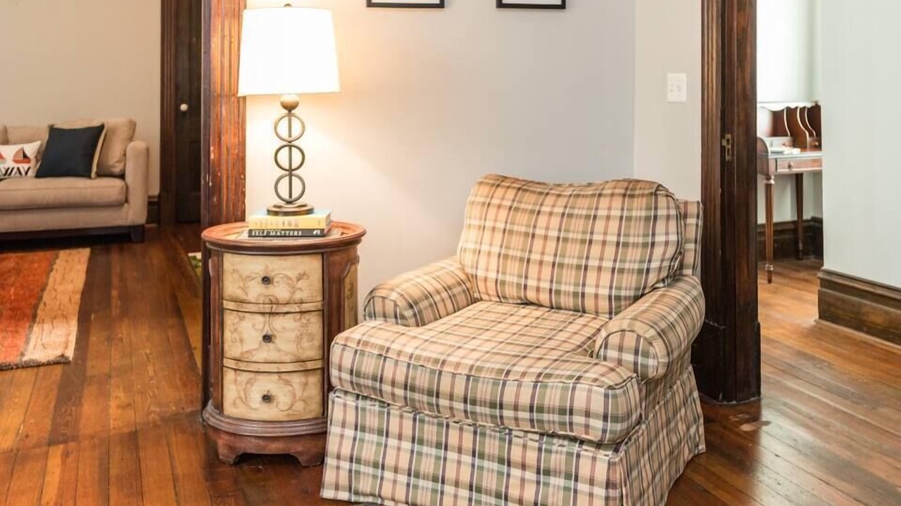 Photo of Livingroom in Savannah Victorian District