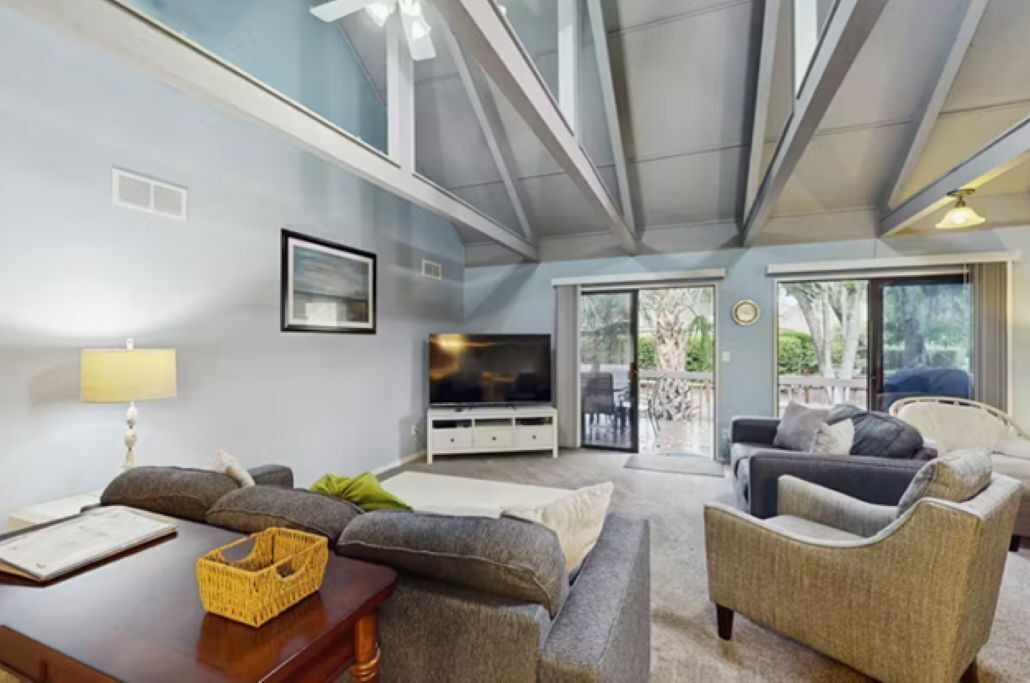 Photo of Livingroom in Palmetto Dunes