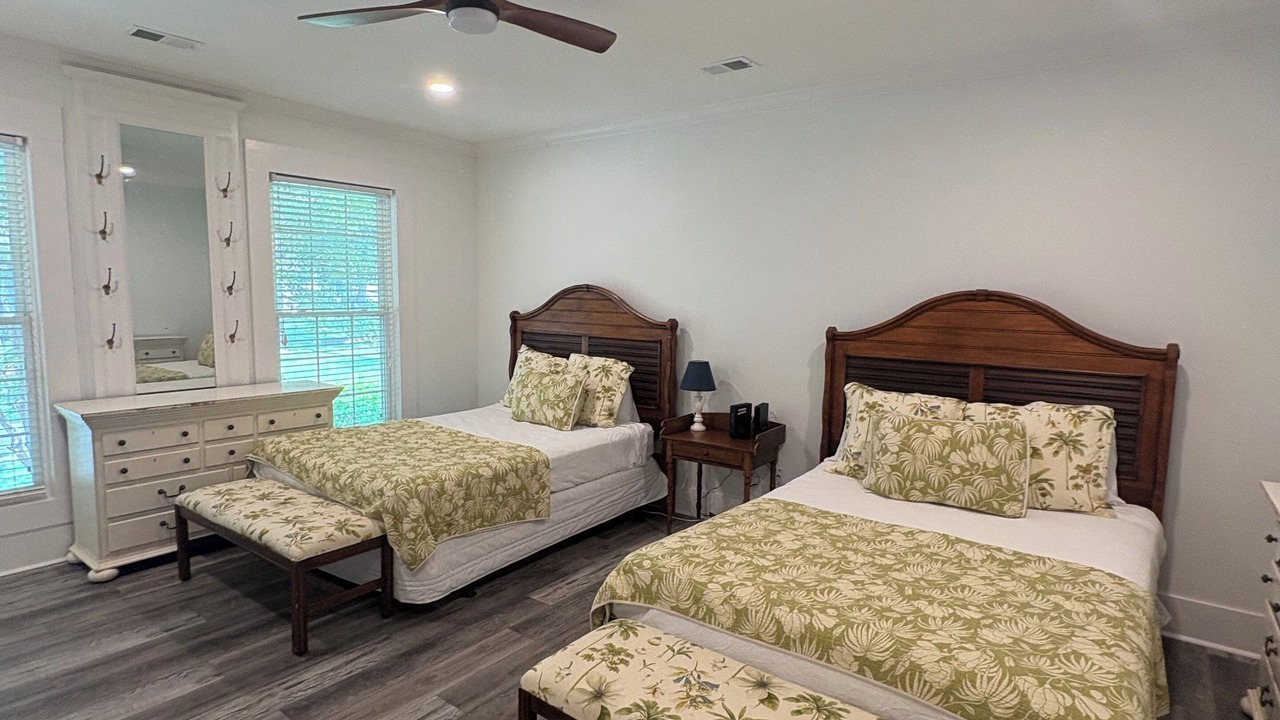 Photo of Bedroom in Melrose on the Beach