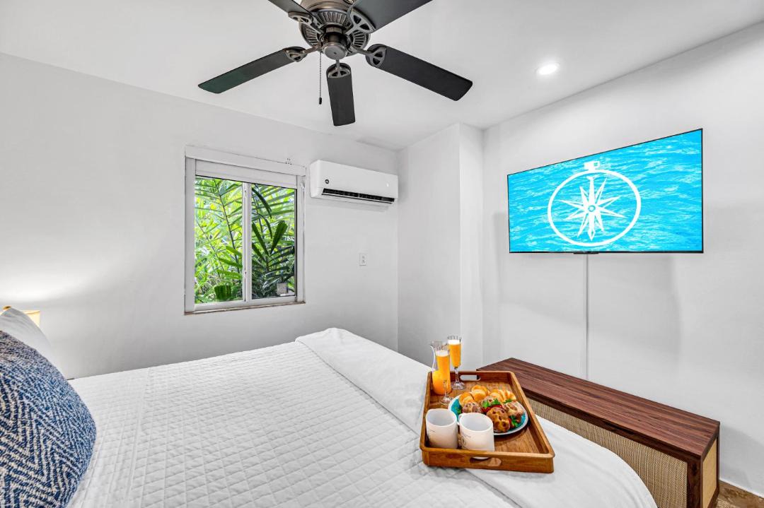 Photo of Bedroom in Lauderdale-by-the-Sea