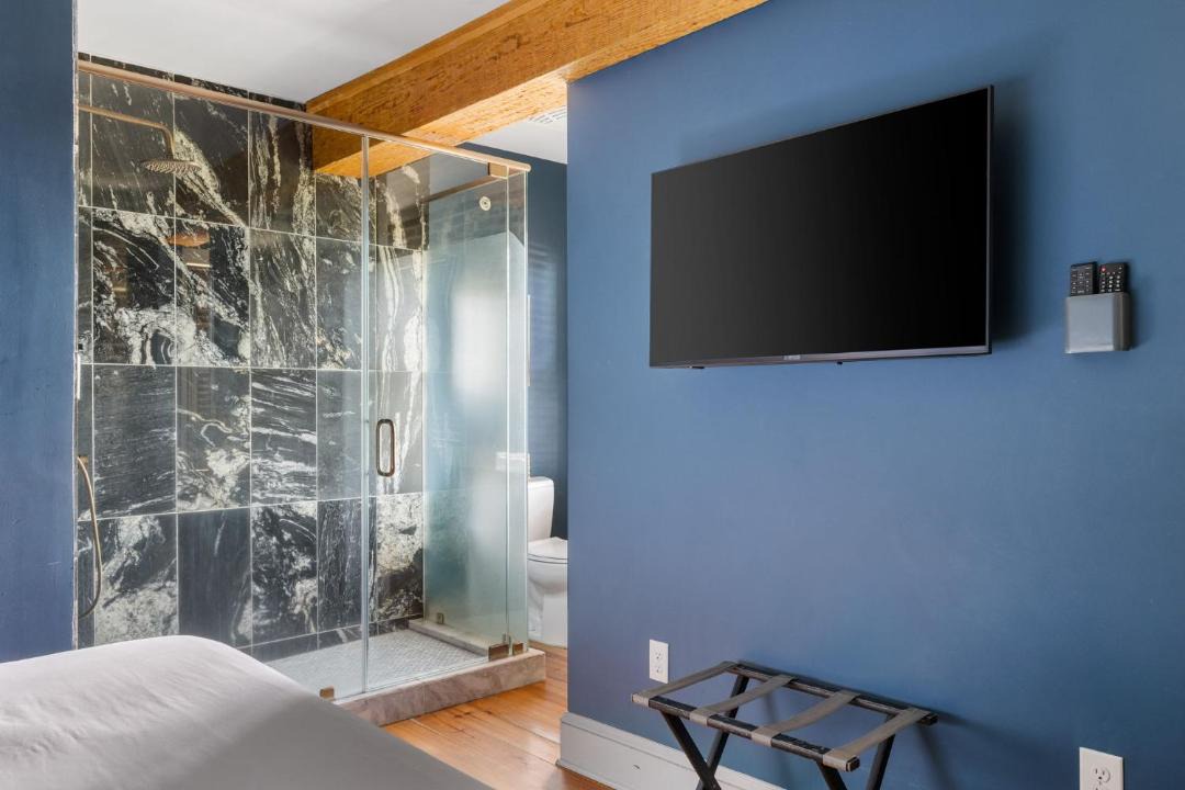 Photo of Bedroom in Historic District - North