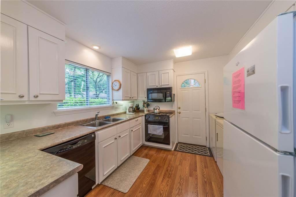 Photo of Kitchen in Lawton Woods