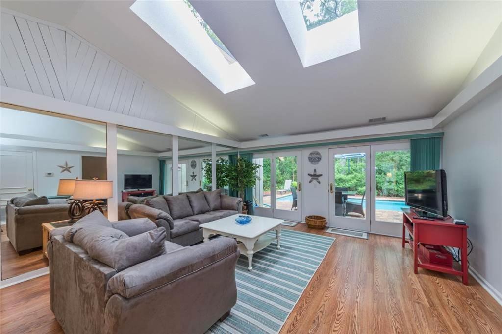 Photo of Livingroom in Lawton Woods