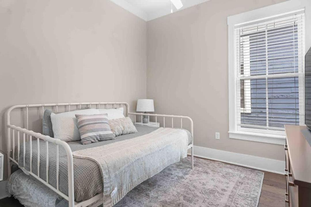 Photo of Bedroom in Dixon Park