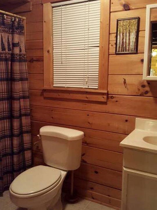 Photo of Bathroom in Claxton