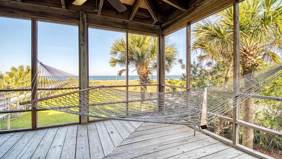 Photo of Patio Balcony in Debordieu Colony