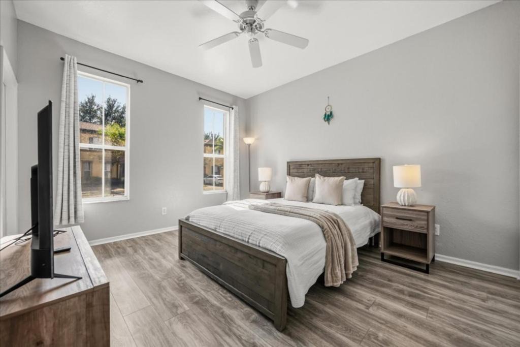 Photo of Bedroom in Regal Palms