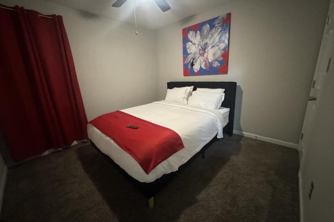 Photo of Bedroom in Gracewood