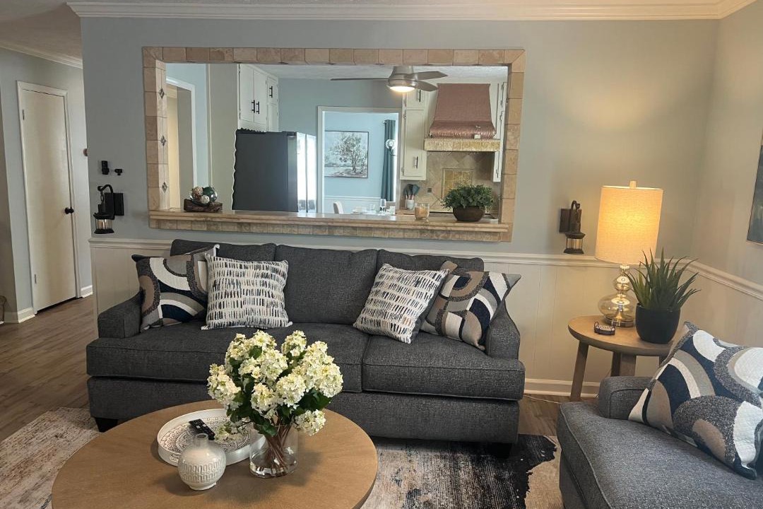 Photo of Livingroom in Dacula