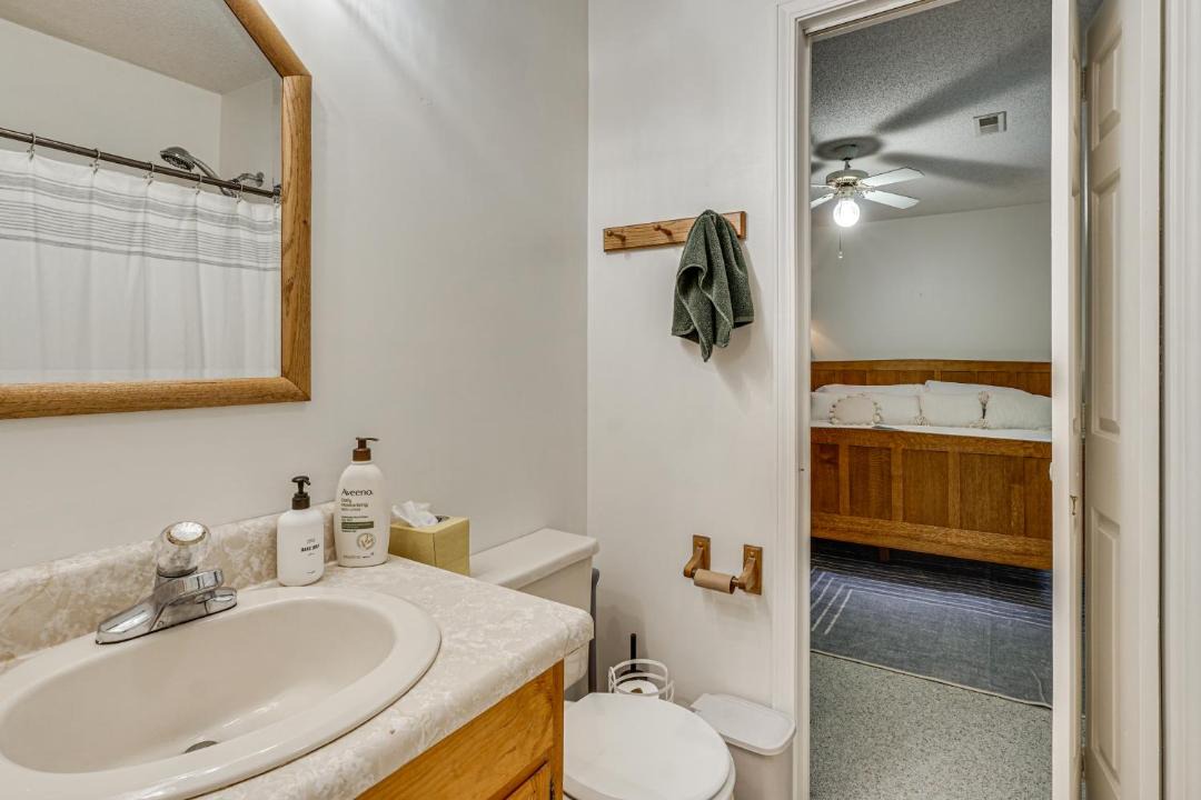 Photo of Bathroom in Sunset