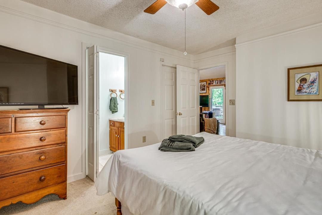 Photo of Bedroom in Sunset