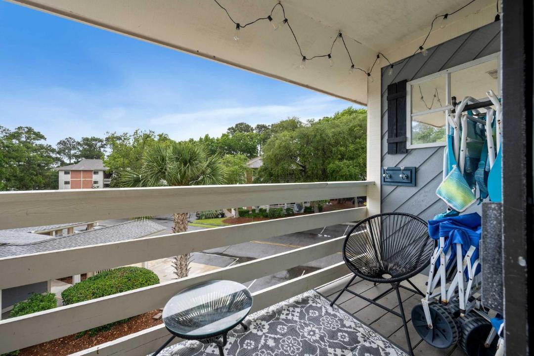 Photo of Patio Balcony in Folly Field