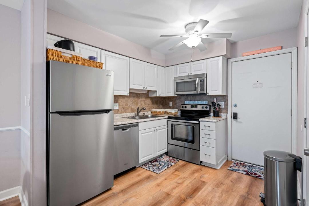 Photo of Kitchen in Folly Field