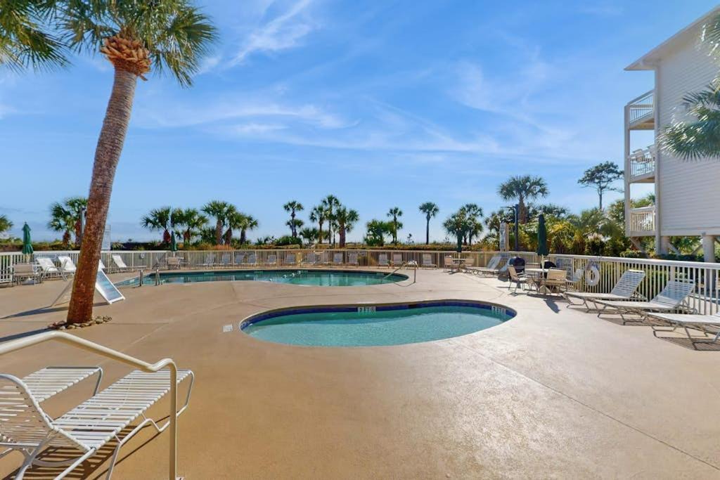 Photo of Patio Balcony in North Forest Beach