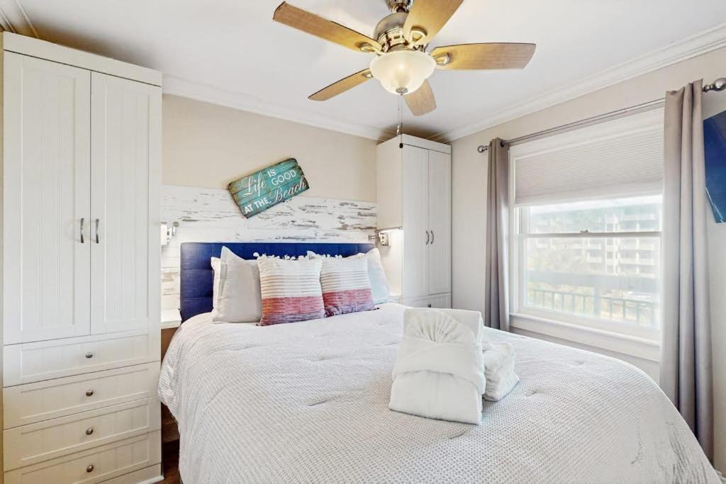 Photo of Bedroom in North Forest Beach