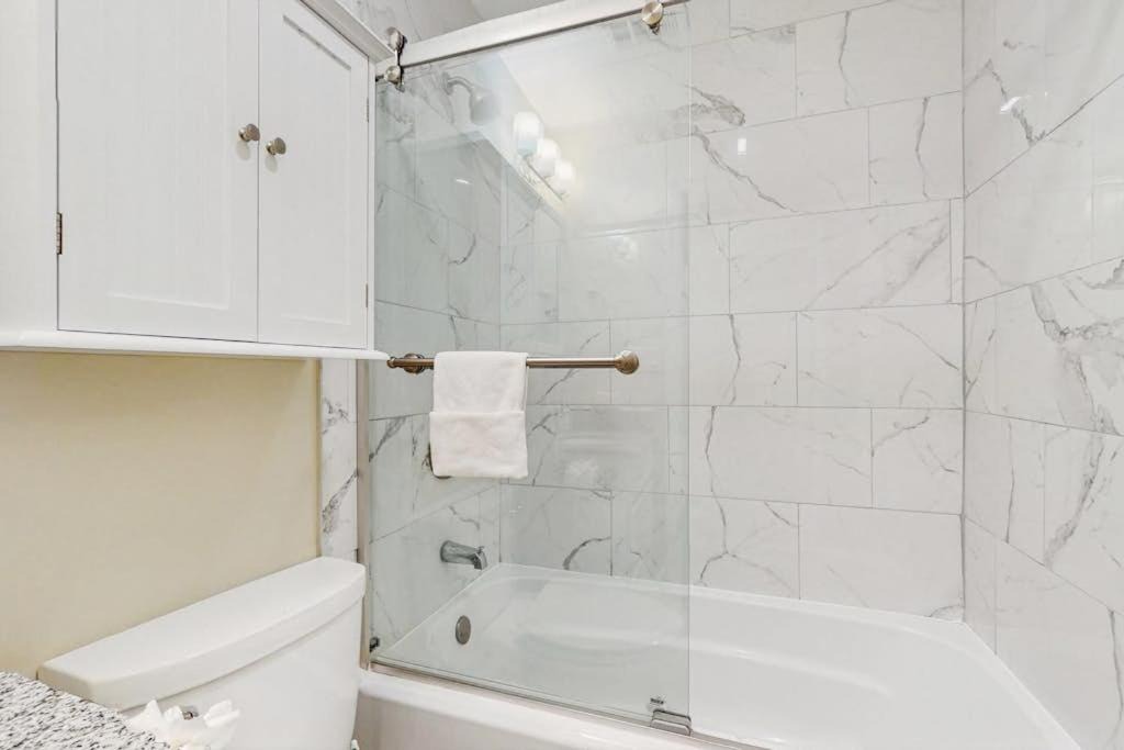 Photo of Bathroom in North Forest Beach