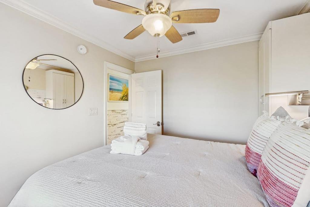 Photo of Bedroom in North Forest Beach