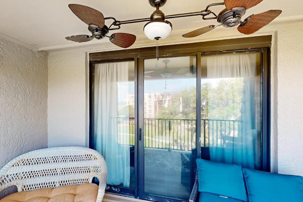 Photo of Patio Balcony in Folly Field