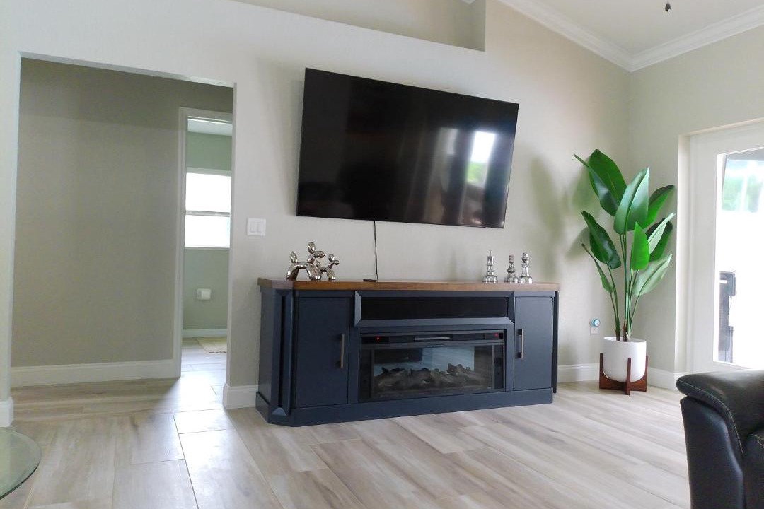 Photo of Livingroom in Sylvan Shores