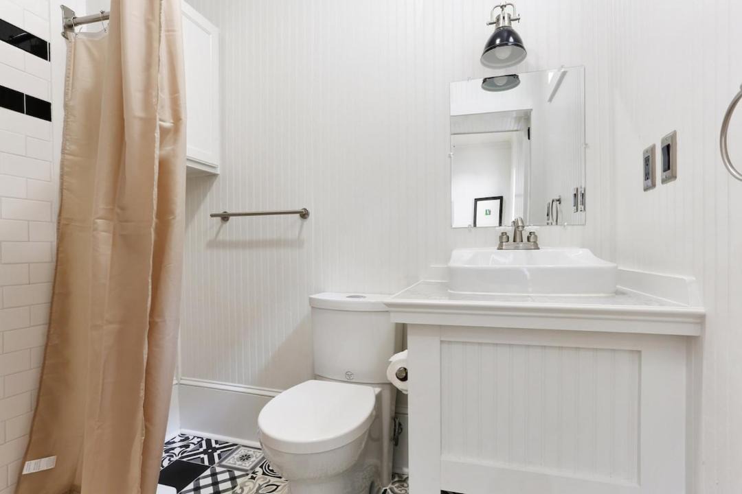 Photo of Bathroom in Savannah Victorian District