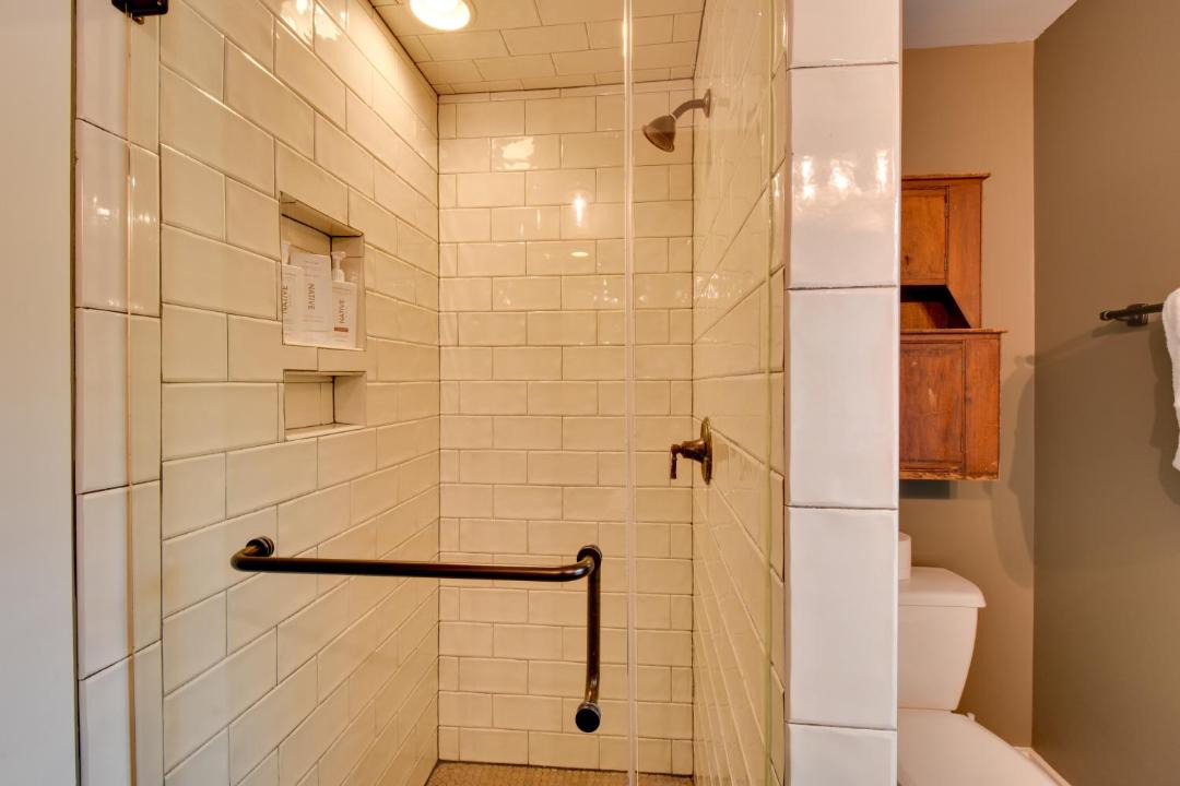 Photo of Bathroom in West Union