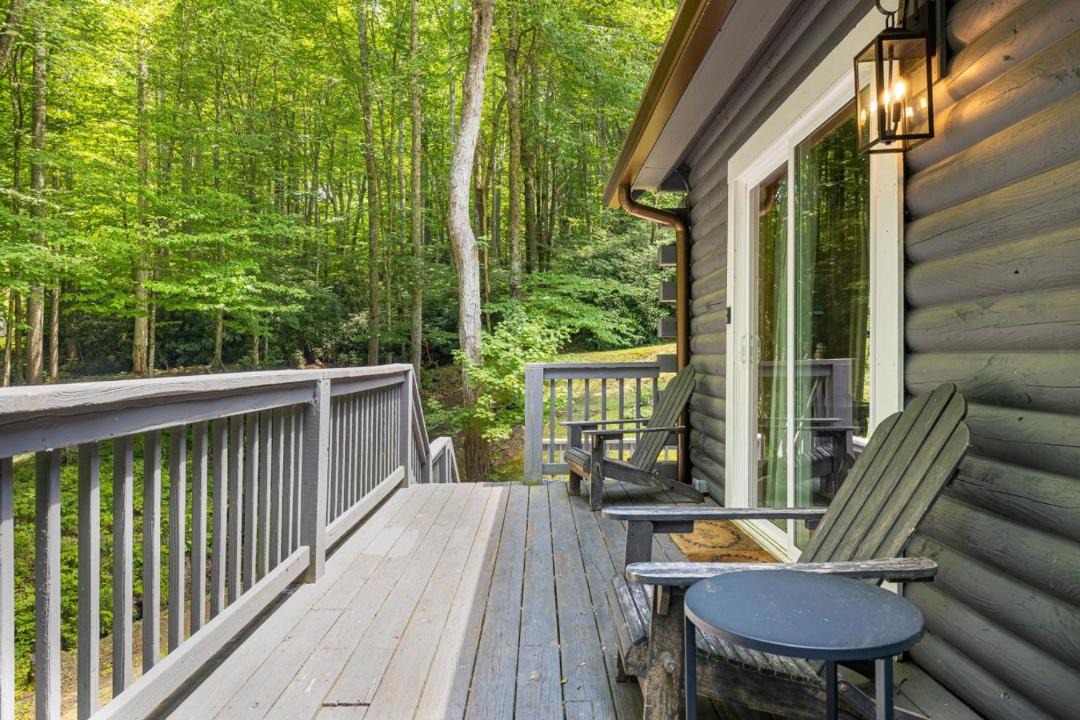 Photo of Patio Balcony in Cullowhee