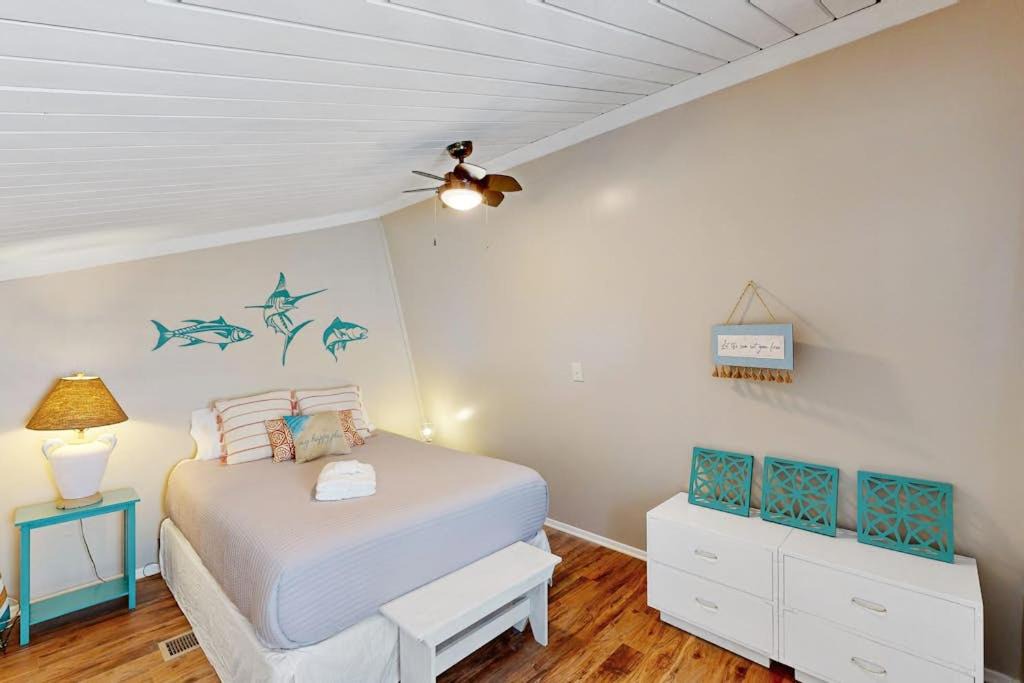 Photo of Bedroom in Ocean Ridge