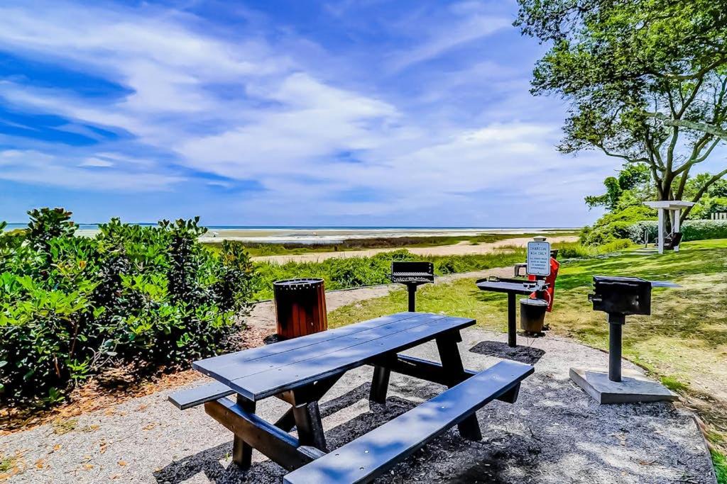 Photo of Others in Palmetto Dunes