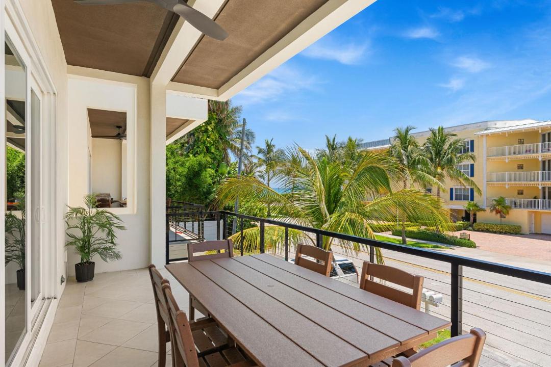 Photo of Patio Balcony in Indialantic By The Sea
