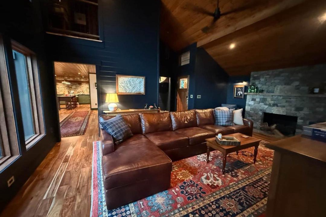 Photo of Livingroom in Pisgah Forest
